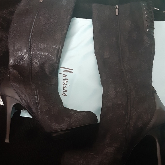 Knee Length Lace Zip-up Boots - Picture 5 of 8